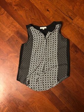 LOFT Black and White Printed Sleeveless Camisole